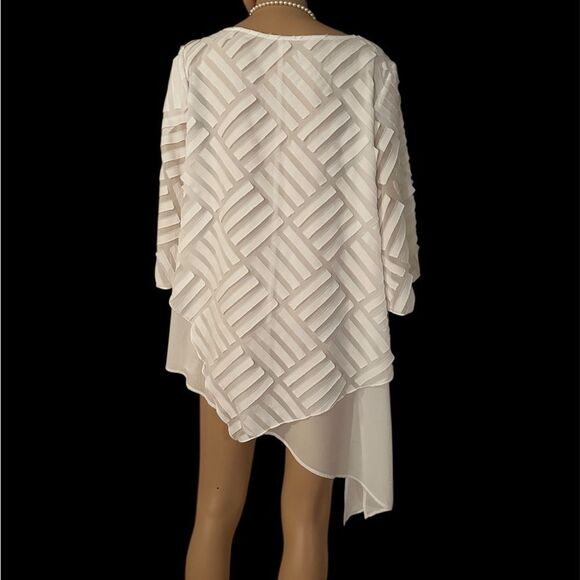 IC by Connie k Women’s Size Large Solid White Asymmetrical 3/4 Sleeve Tunic Top - Picture 3 of 16